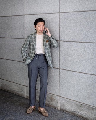 Какие пиджаки носить с темно-серыми брюками чинос