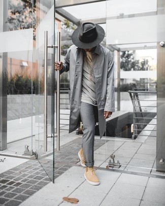 Какие дождевики носить с темно-серыми брюками чинос