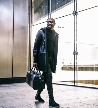 Какие водолазки носить с темно-серыми брюками чинос