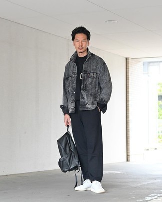 С чем носить темно-серую джинсовую куртку мужчине