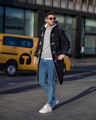 С чем носить темно-серый дафлкот мужчине