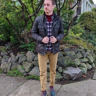 Какие водолазки носить с темно-серой полевой курткой