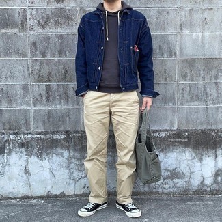 С чем носить темно-серый худи мужчине