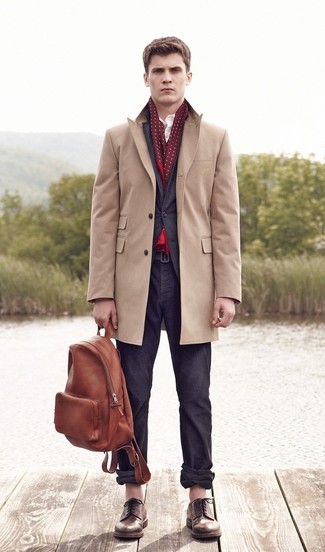 С чем носить темно-серый кожаный ремень мужчине