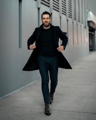 С чем носить темно-серые кожаные ботинки мужчине