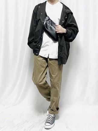 С чем носить темно-серые низкие кеды мужчине