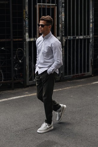 С чем носить темно-серые низкие кеды мужчине