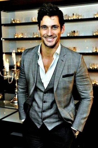 С чем носить темно-серый жилет в шотландскую клетку