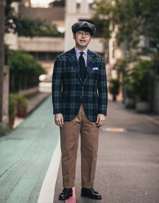 С чем носить темно-серые носки в горошек мужчине