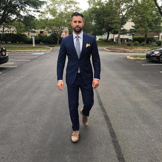 С чем носить темно-серый галстук в горошек мужчине