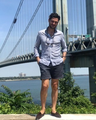 С чем носить темно-серые шорты мужчине