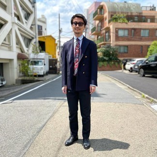 С чем носить темно-серые солнцезащитные очки мужчине