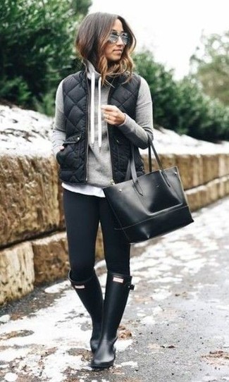 С чем носить темно-серые солнцезащитные очки женщине