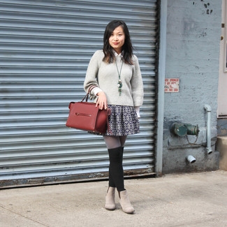 С чем носить темно-серые колготки