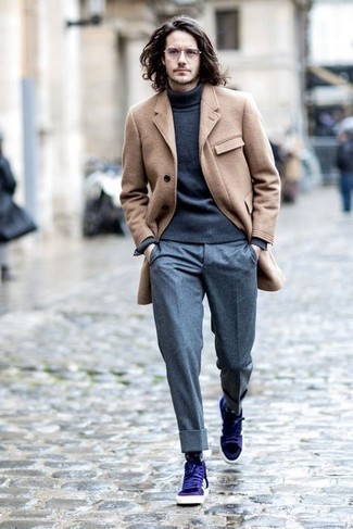 С чем носить темно-серую водолазку мужчине