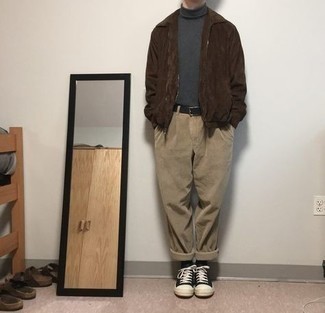 С чем носить темно-серую водолазку мужчине