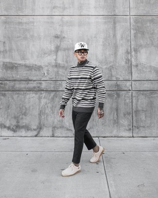 С чем носить темно-серую водолазку мужчине