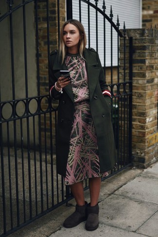 С чем носить темно-серые угги