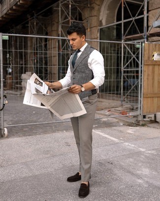 С чем носить темно-серый жилет