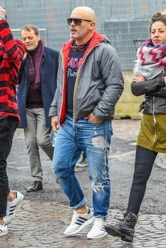 Какие кроссовки носить с темно-серой ветровкой мужчине