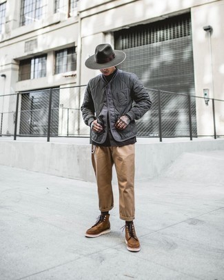 С чем носить темно-серую шерстяную шляпу мужчине