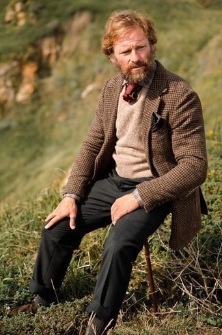 С чем носить темно-серые шерстяные носки мужчине