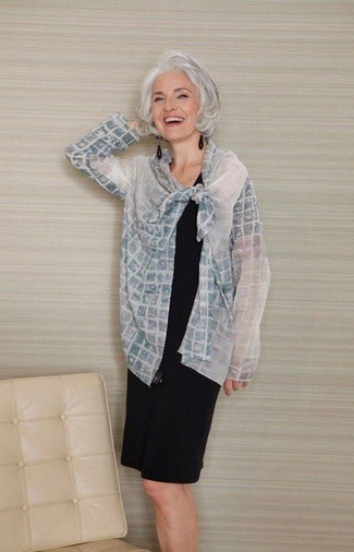 С чем носить косуху в клетку женщине