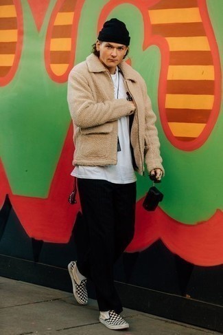 С чем носить слипоны из плотной ткани в клетку мужчине