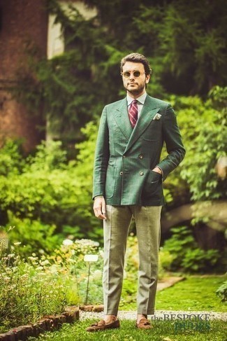 С чем носить двубортный пиджак в клетку мужчине