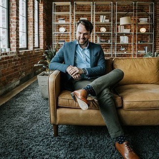 С чем носить классическую рубашку в клетку мужчине