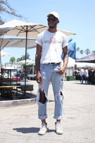 С чем носить высокие кеды в клетку мужчине