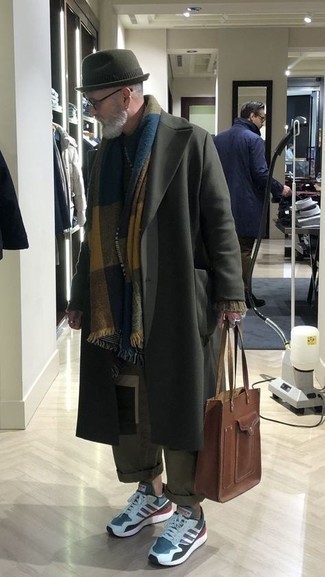 С чем носить шарф в клетку мужчине