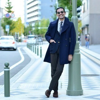 С чем носить рубашку в клетку мужчине