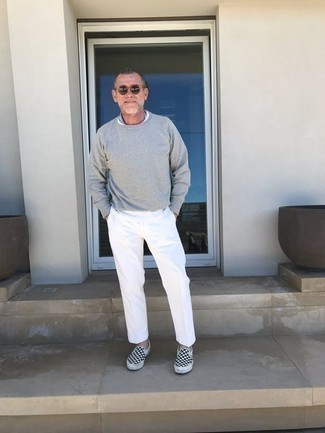 С чем носить слипоны в клетку мужчине