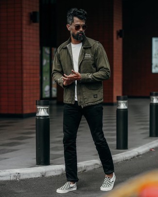 С чем носить слипоны в клетку мужчине