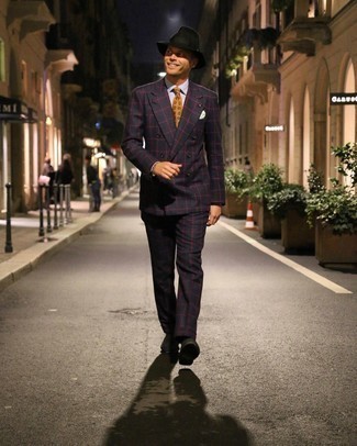 С чем носить костюм в клетку