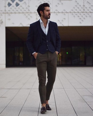 С чем носить жилет в клетку