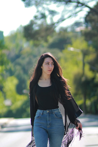 С чем носить шифоновый кардиган женщине