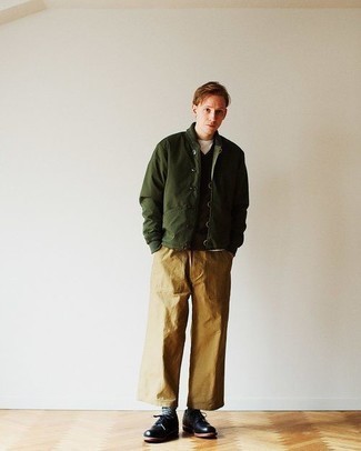 Как носить брюки чинос с туфлями дерби