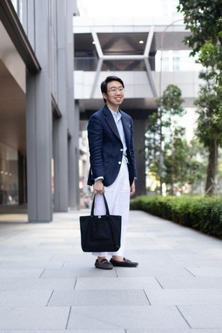 Как носить брюки чинос с мокасинами