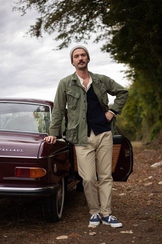 Как носить брюки чинос с полевой курткой