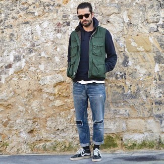 Как носить брюки чинос с джинсами