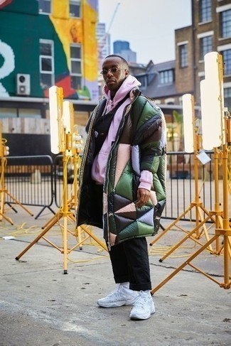 Как носить брюки чинос с пуховиком