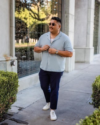 Как носить брюки чинос с майкой