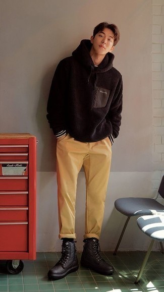 Как носить брюки чинос с рабочими ботинками