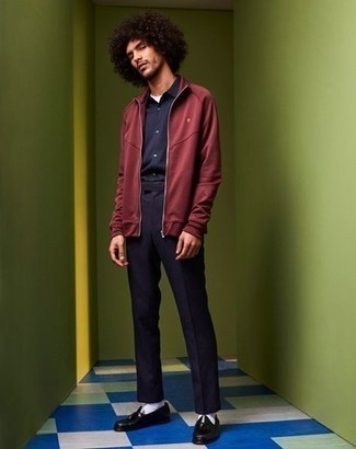 Как носить брюки чинос с свитером на молнии