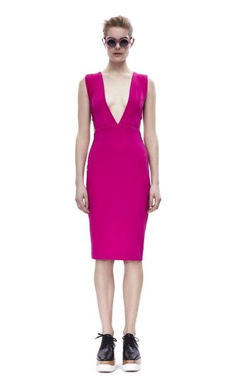 С чем носить массивные туфли на шнуровке женщине