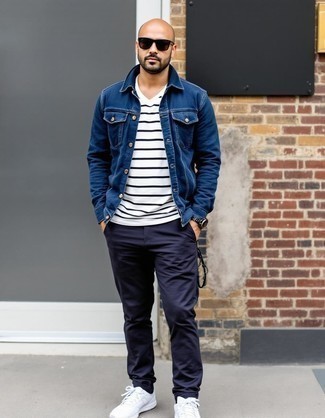 С чем носить прозрачные кроссовки мужчине