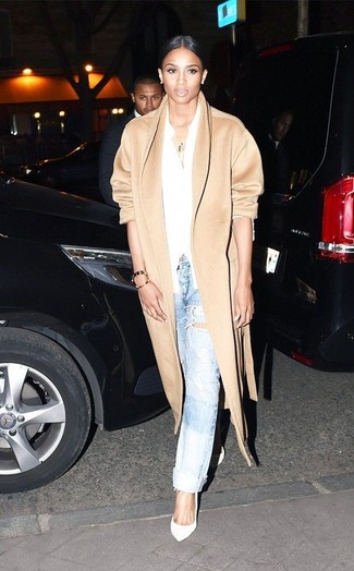 Какие джинсы носить с прозрачными туфлями