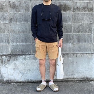 С чем носить прозрачную большую сумку мужчине